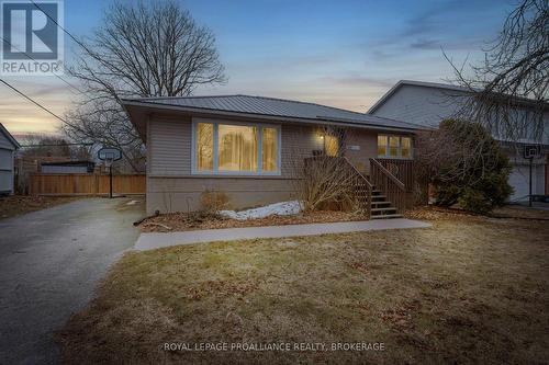 386 MCEWEN DRIVE  Kingston (City Southwest), ON K7M 3W3