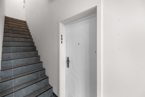 Hall d'entrée/Vestibule - 101-965 Rue Brébeuf, Sainte-Catherine, QC - Indoor Photo Showing Other Room