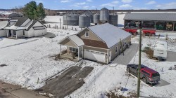 31 16e Avenue O.  Venise-En-Québec, QC J0J 1K0