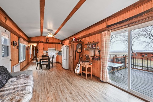 Salon - 72 9E Rang, Sainte-Brigide-D'Iberville, QC - Indoor