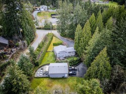 7228 Aulds Rd Lantzville, BC V0R 2H0