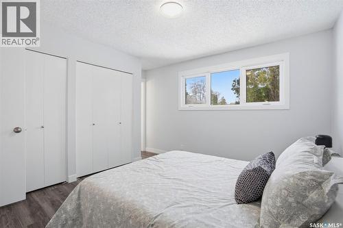 102 Dore Crescent, Saskatoon, SK - Indoor Photo Showing Bedroom