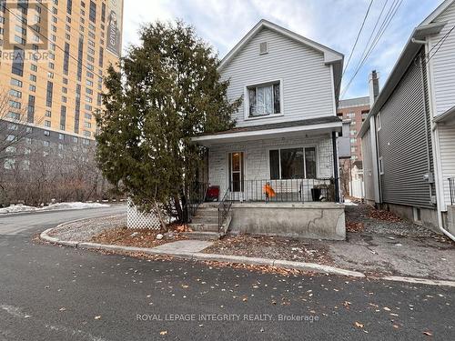 129 Pamilla Street, Ottawa, ON - Outdoor With Deck Patio Veranda