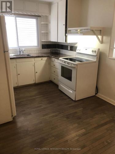 129 Pamilla Street, Ottawa, ON - Indoor Photo Showing Kitchen