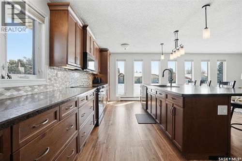 1643 General Crescent, Moose Jaw, SK - Indoor Photo Showing Kitchen With Upgraded Kitchen