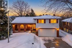 34 Village Crescent Greater Sudbury, ON P3A 4X9