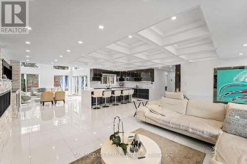 1434 Petrie Way, Mississauga, ON - Indoor