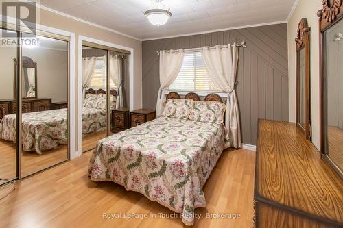 748 Overhead Bridge Road, Tiny, ON - Indoor Photo Showing Bedroom