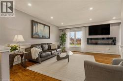 21 MILVERTON Close  Waterdown, ON L8B 0B1