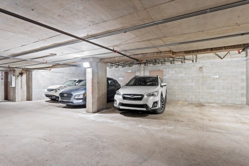 Garage - 202-1324 Rue Notre-Dame, Repentigny (Repentigny), QC - Indoor Photo Showing Garage