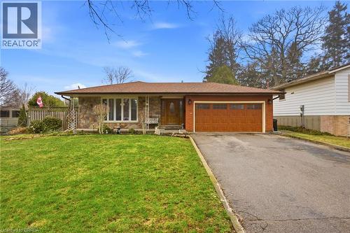 13 BROOKS Court  Brantford, ON N3R 6X9