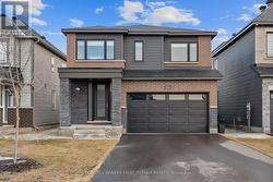 522 ANCHOR CIRCLE Ottawa, ON K2B 7Z5