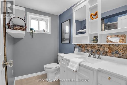 296 Weber Street E, Kitchener, ON - Indoor Photo Showing Bathroom