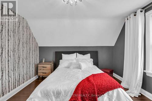 296 Weber Street E, Kitchener, ON - Indoor Photo Showing Bedroom