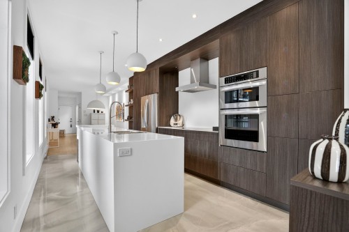 2-534 Rue Cherrier  Montréal (Le Plateau-Mont-Royal), QC H2L 1H3