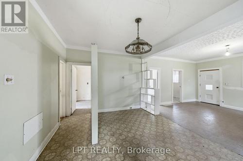 2838 Haughton Avenue, Ottawa, ON - Indoor Photo Showing Other Room