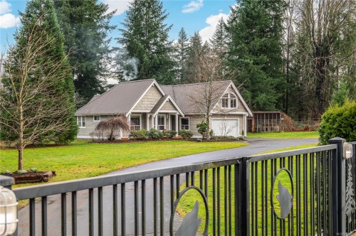 2435 Charleville Rd, Campbell River, BC 