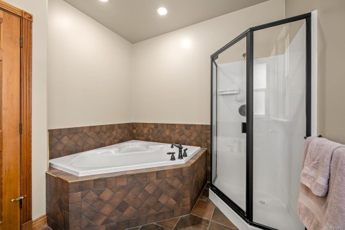 2435 Charleville Rd, Campbell River, BC 