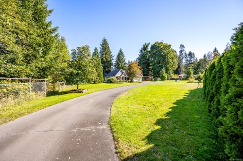 2435 Charleville Rd, Campbell River, BC 