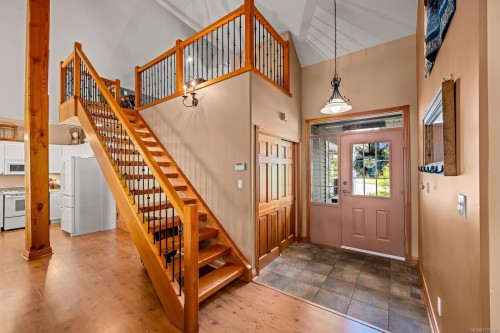 2435 Charleville Rd, Campbell River, BC 