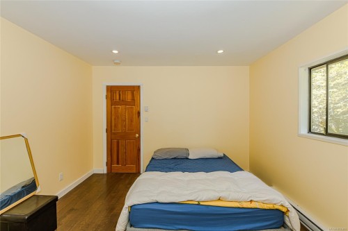 821 Fulford-Ganges Rd, Salt Spring, BC 