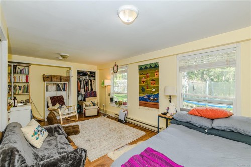 821 Fulford-Ganges Rd, Salt Spring, BC 