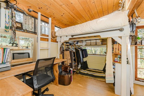 821 Fulford-Ganges Rd, Salt Spring, BC 