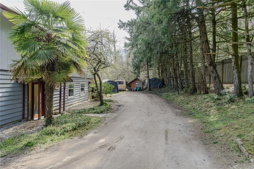 821 Fulford-Ganges Rd, Salt Spring, BC 