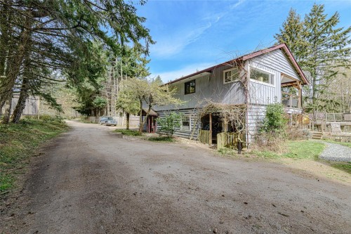821 Fulford-Ganges Rd, Salt Spring, BC 