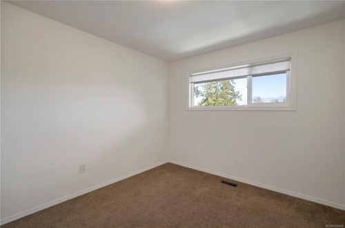 480 4Th Ave, Campbell River, BC 