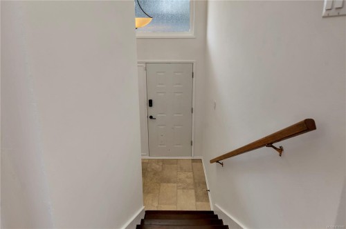 480 4Th Ave, Campbell River, BC 