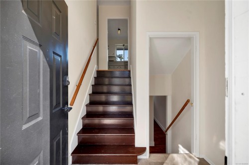 480 4Th Ave, Campbell River, BC 