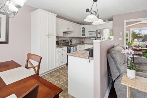7139 Jacksons Pl, Sooke, BC 