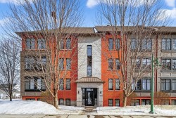 5-2735 Rue Racine Longueuil (Saint-Hubert), QC J3Y 0E5