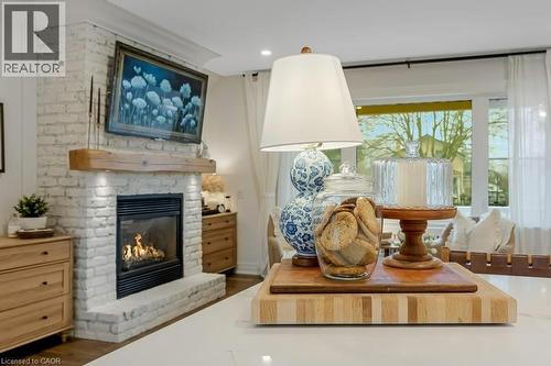 252 Shepherd Avenue, Cambridge, ON - Indoor Photo Showing Other Room With Fireplace