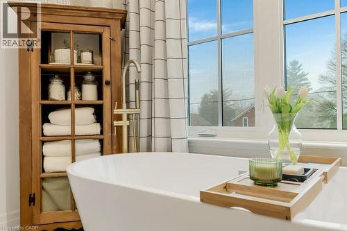 252 Shepherd Avenue, Cambridge, ON - Indoor