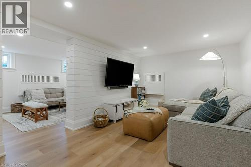 252 Shepherd Avenue, Cambridge, ON - Indoor