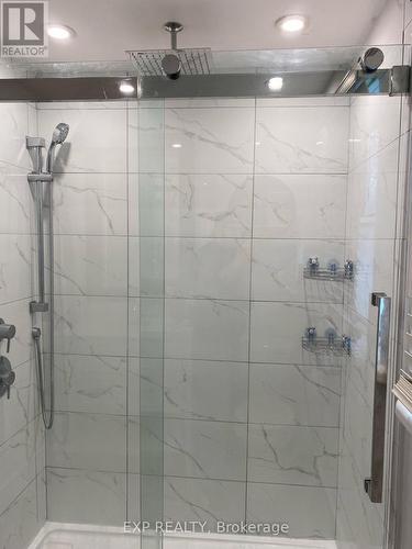 95 Langarth Street E, London South (South B), ON - Indoor Photo Showing Bathroom