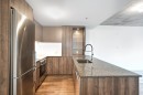 Kitchen - 516-170 Rue Rioux, Montréal (Le Sud-Ouest), QC  - Indoor Photo Showing Kitchen With Upgraded Kitchen 