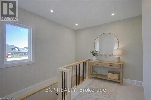 91 Bedell Drive, Mapleton, ON - Indoor Photo Showing Other Room