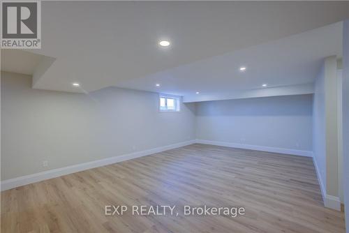 91 Bedell Drive, Mapleton, ON - Indoor