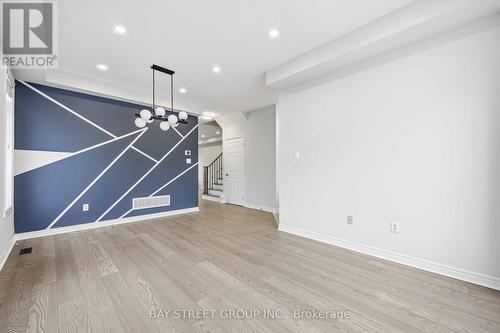 5 Tottenham Court, Markham, ON - Indoor Photo Showing Other Room