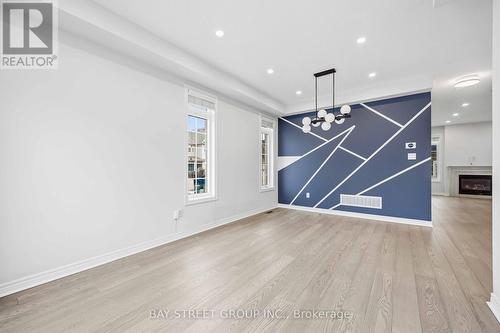 5 Tottenham Court, Markham, ON - Indoor Photo Showing Other Room