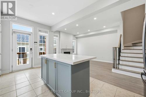 5 Tottenham Court, Markham, ON - Indoor Photo Showing Other Room