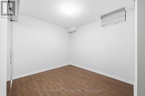 5 Tottenham Court, Markham, ON - Indoor Photo Showing Other Room