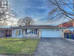 4 FERNCREST GATE Toronto, ON M1W 1C2