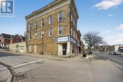 2 -42 KING STREET E  Brockville, ON K6V 1B1