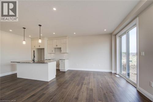 102 Thackeray Way, Harriston, ON - Indoor Photo Showing Kitchen