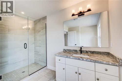 102 Thackeray Way, Harriston, ON - Indoor Photo Showing Bathroom