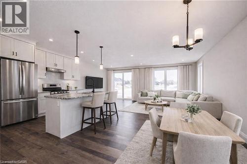 VIRTUALLY STAGED - 102 Thackeray Way, Harriston, ON - Indoor